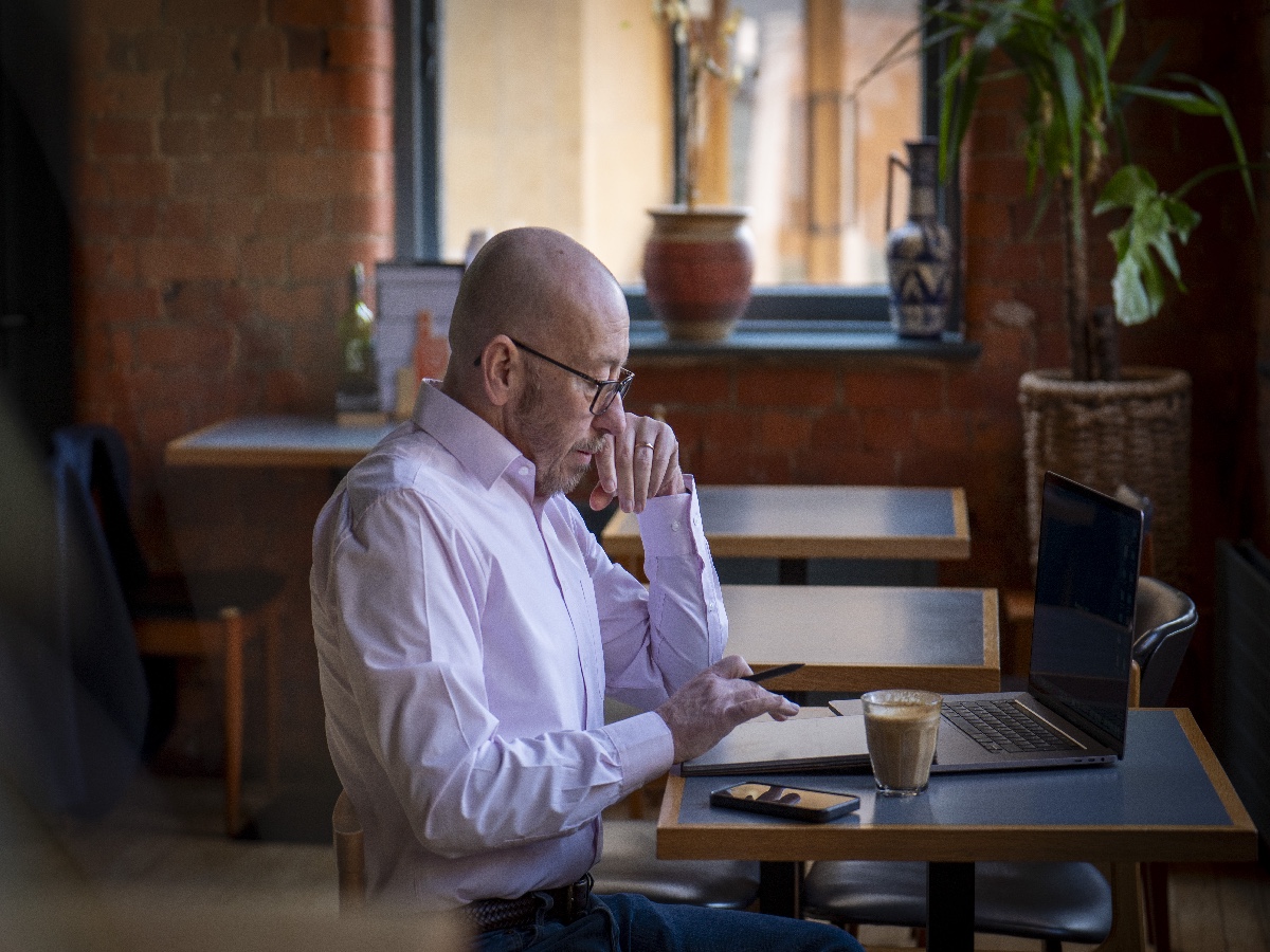 Skinny bald american seo